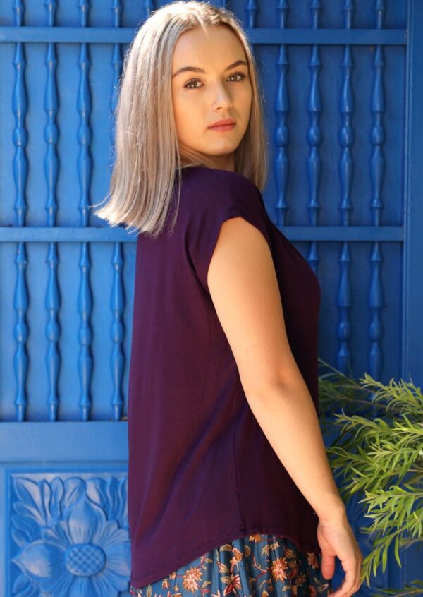 Simple Top V-neck Dark Purple - Image 2